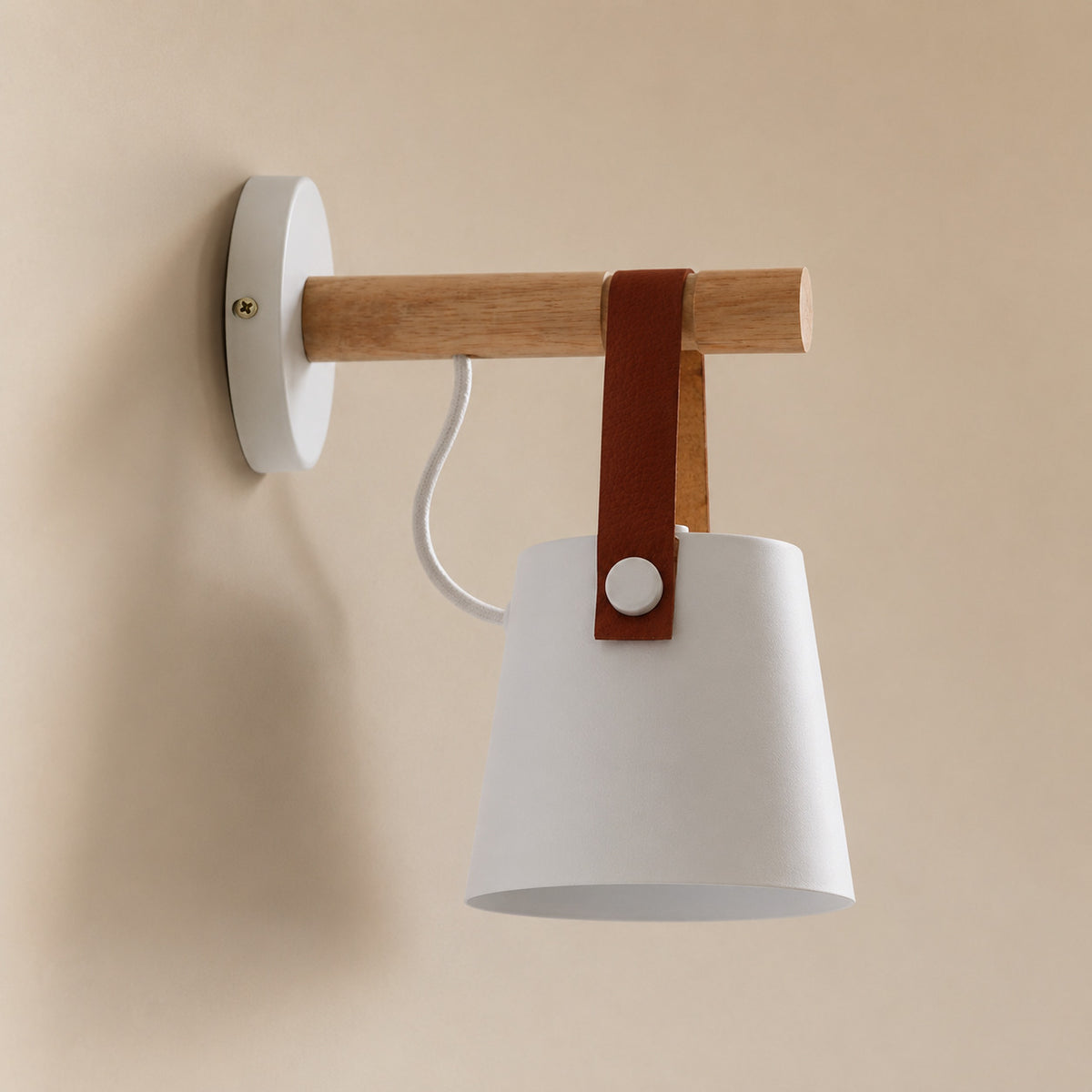 Alfusqueiro wall sconce in white, wood arm and red-brown leather strap