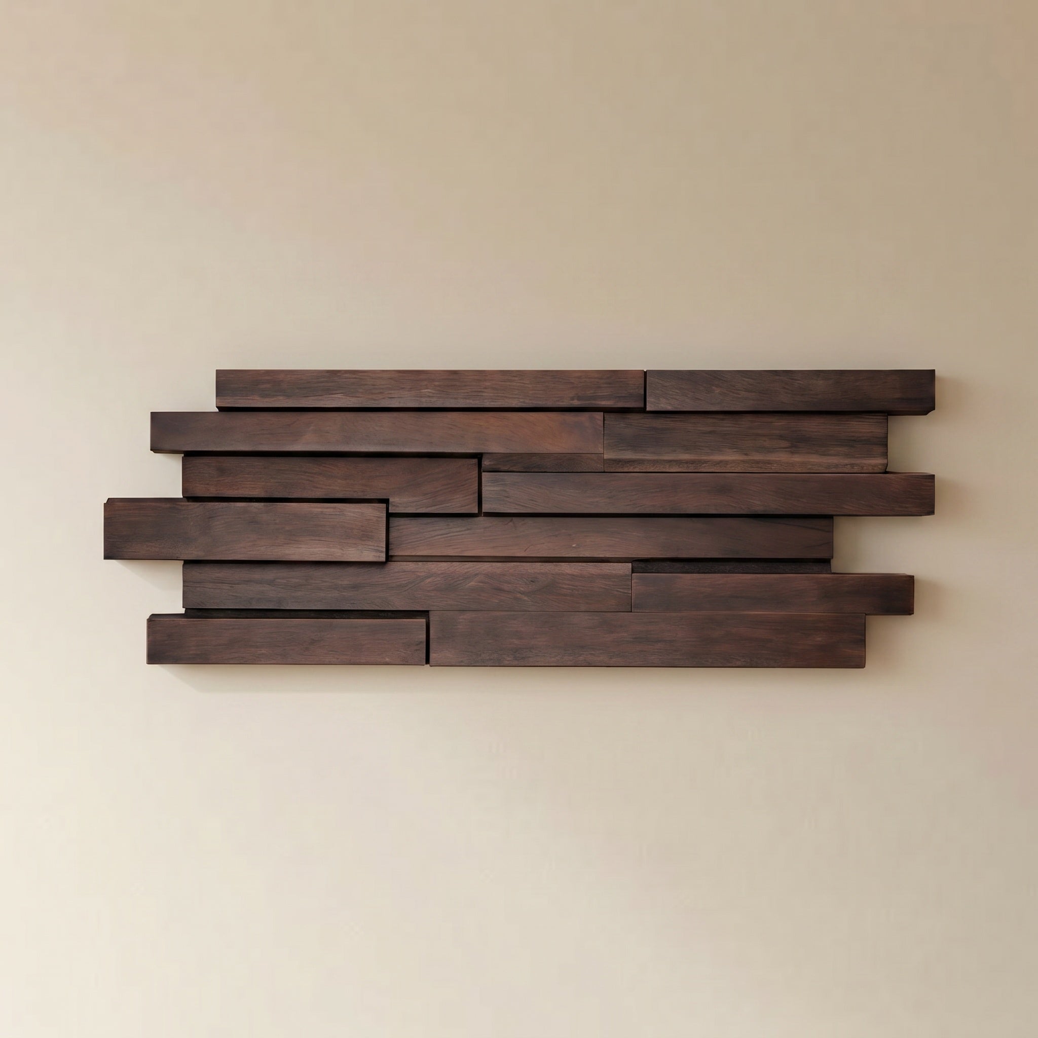 Âncora plank wood wall panel in walnut, stacked-plank surface.