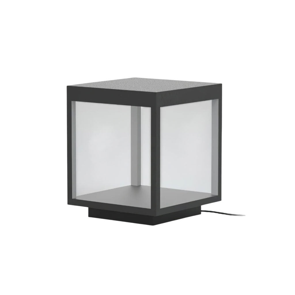 Medium Alcabrichel post light on residential garden fence