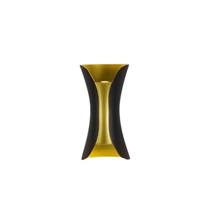 Águeda wall light with integrated LED light source and energy efficiency