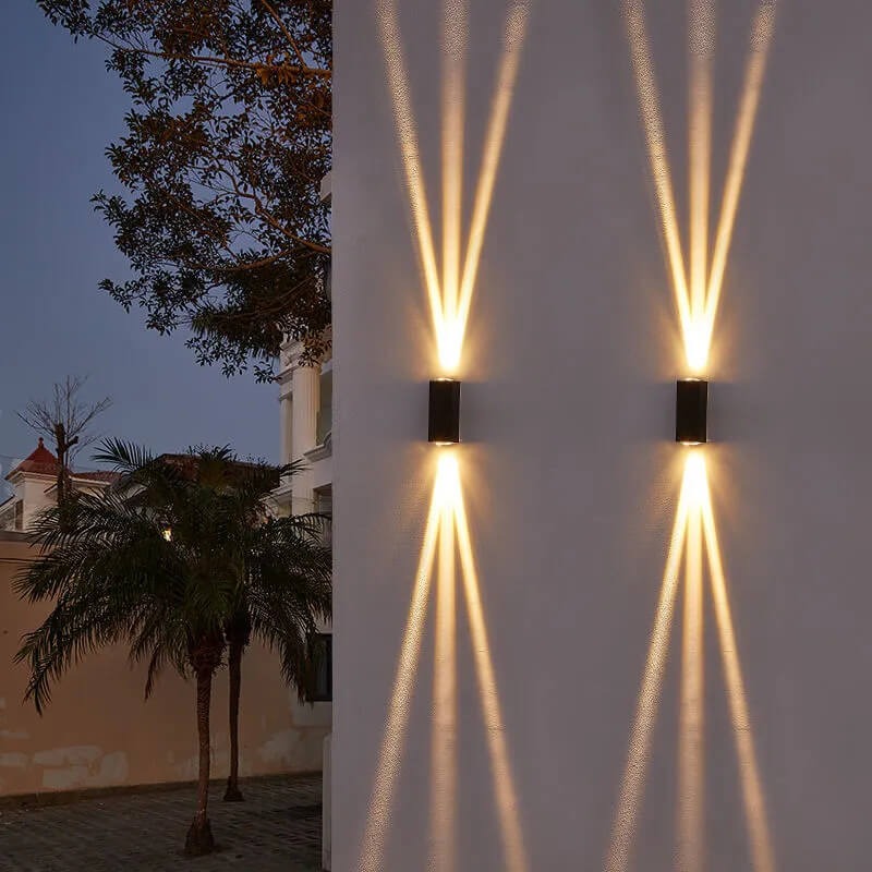 Alcobaça sconce beam patterns and light distribution