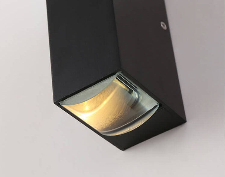 Alcobaça sconce mounted on external building wall