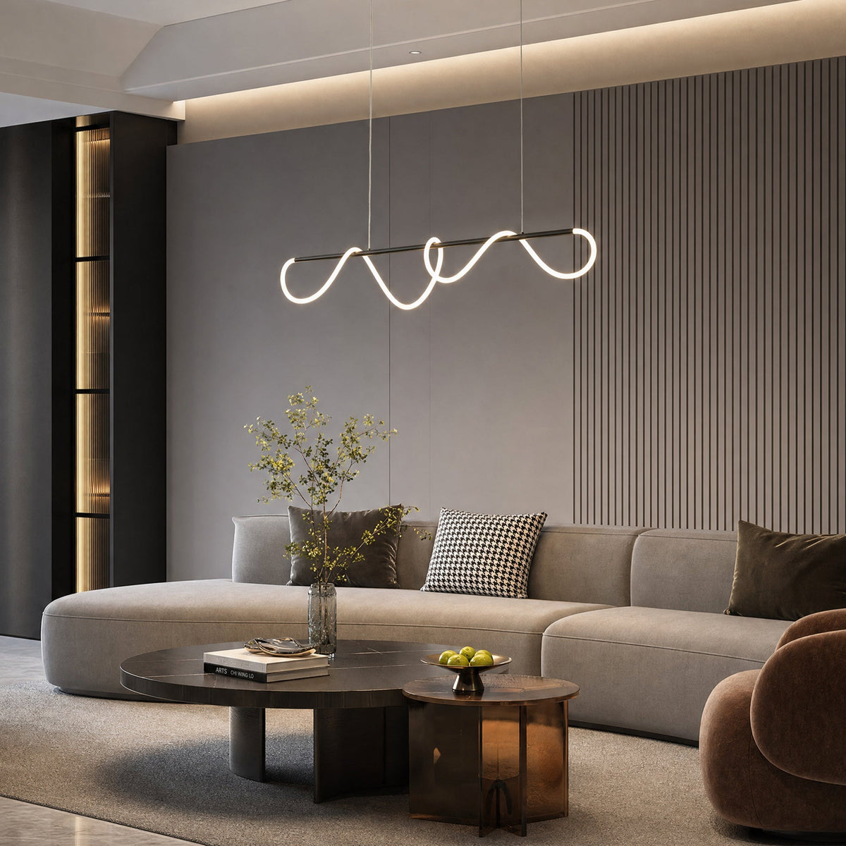 Fátima linear hose pendant light, in a living room.