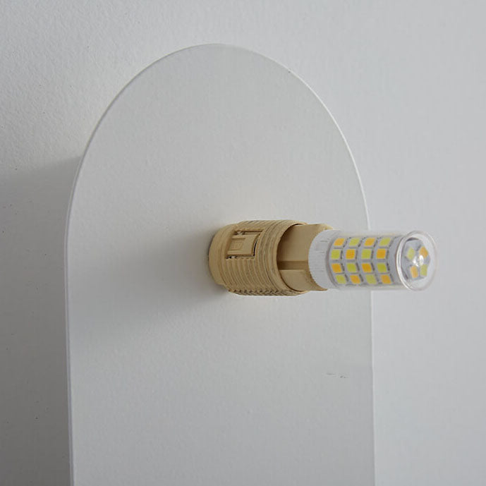 Valença wall sconce angled view detailing the wall plate and slender metal arm